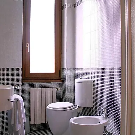Oasi Hotel 3*